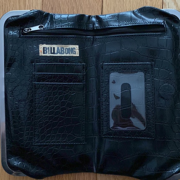 Billabong Clutch - Picture 3 of 4